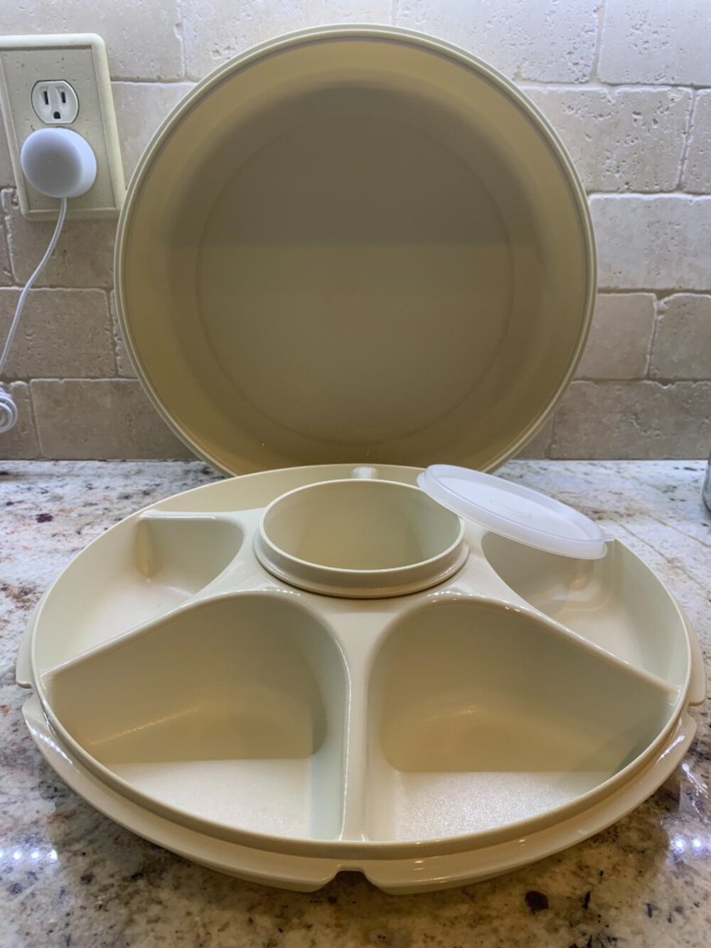 Tupperware vegetable and dip tray with lid and removable center bowl/lid